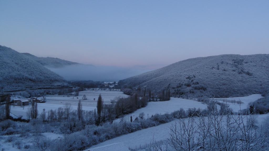 Agriturismo Cardito Santa Rufina ภายนอก รูปภาพ